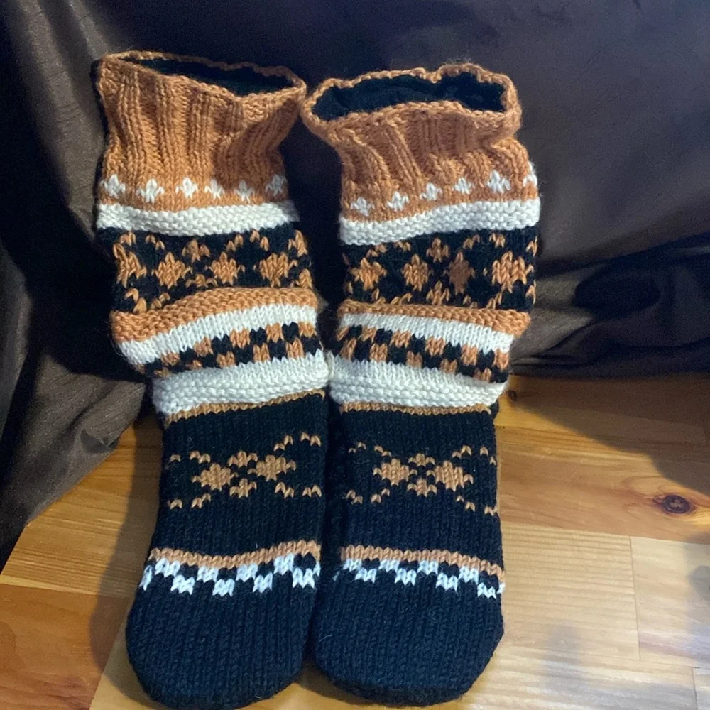 Tibetan Socks Sz L